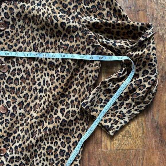 Briggs New York Women’s Size 1X Leopard Print Button Down Jacket - Picture 7 of 7